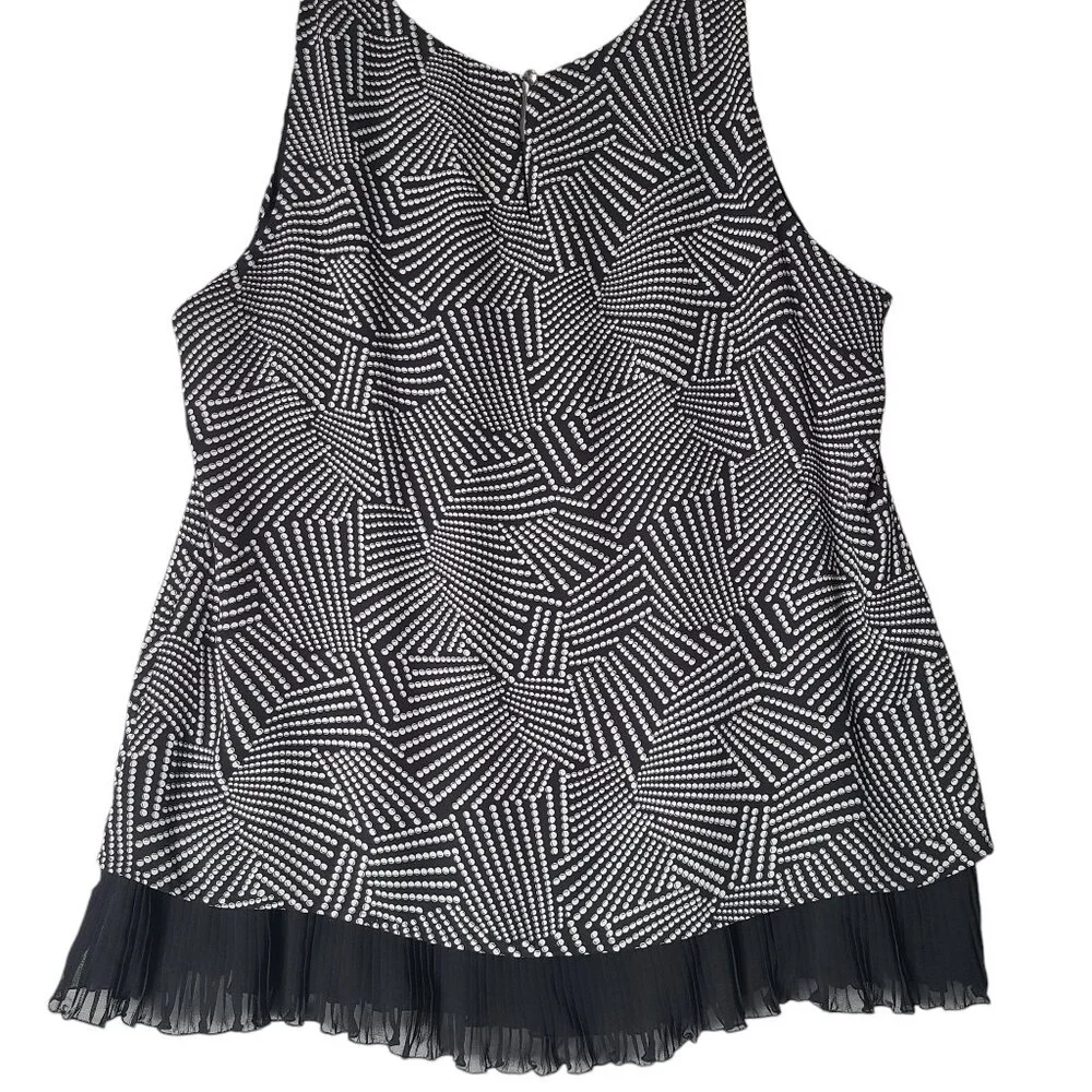 🔥Sale - White House Black Market Sleeveless Black Polka Dot Blouse Size Large - Picture 2 of 10